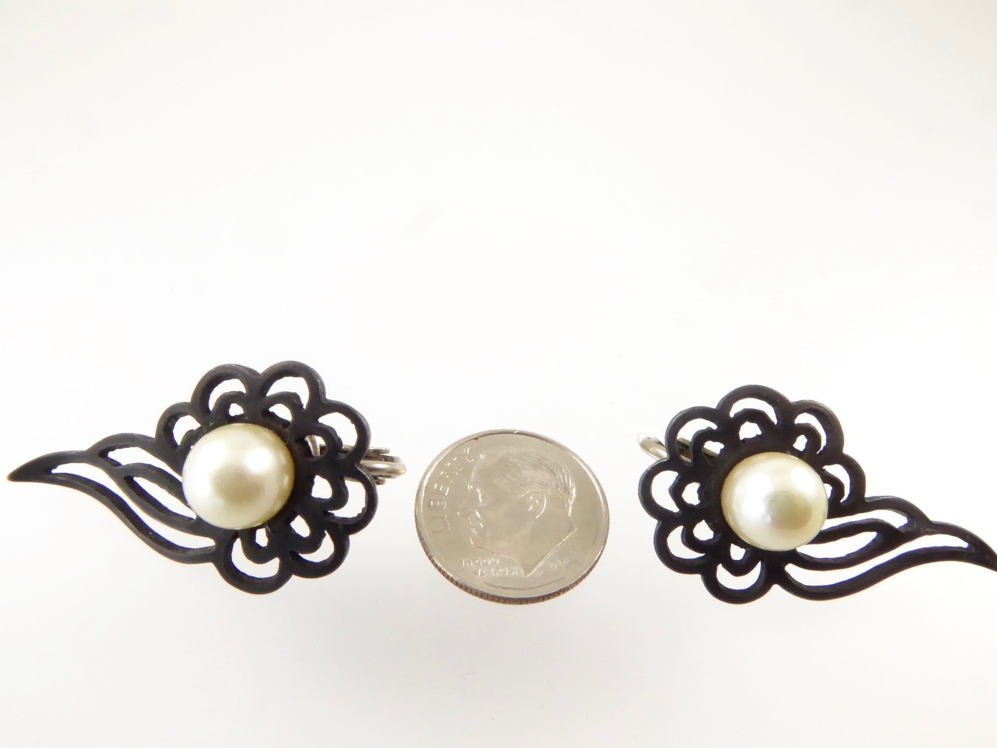 Marsh and Co. Leaf Earrings with Pearls