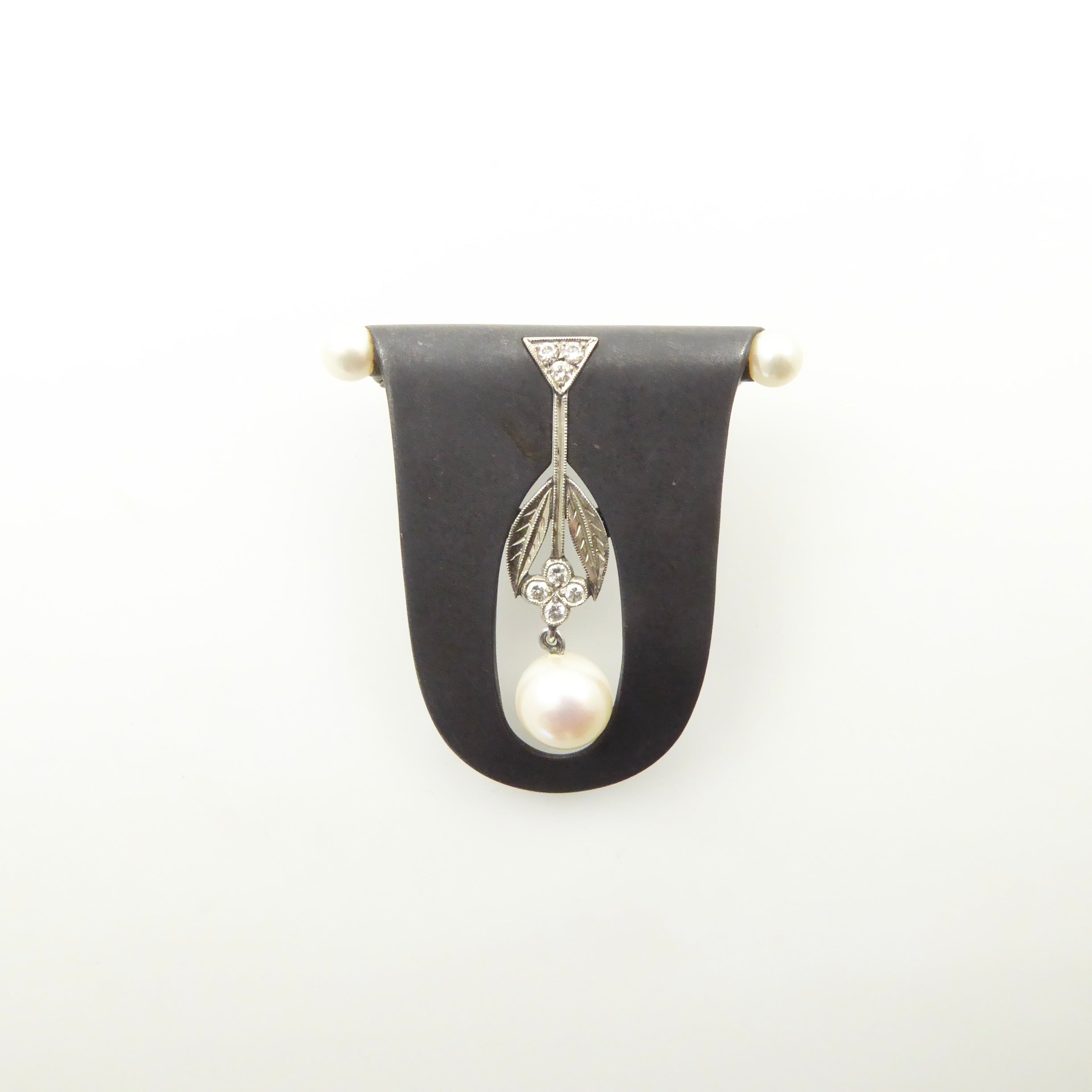Marsh pearl diamond brooch