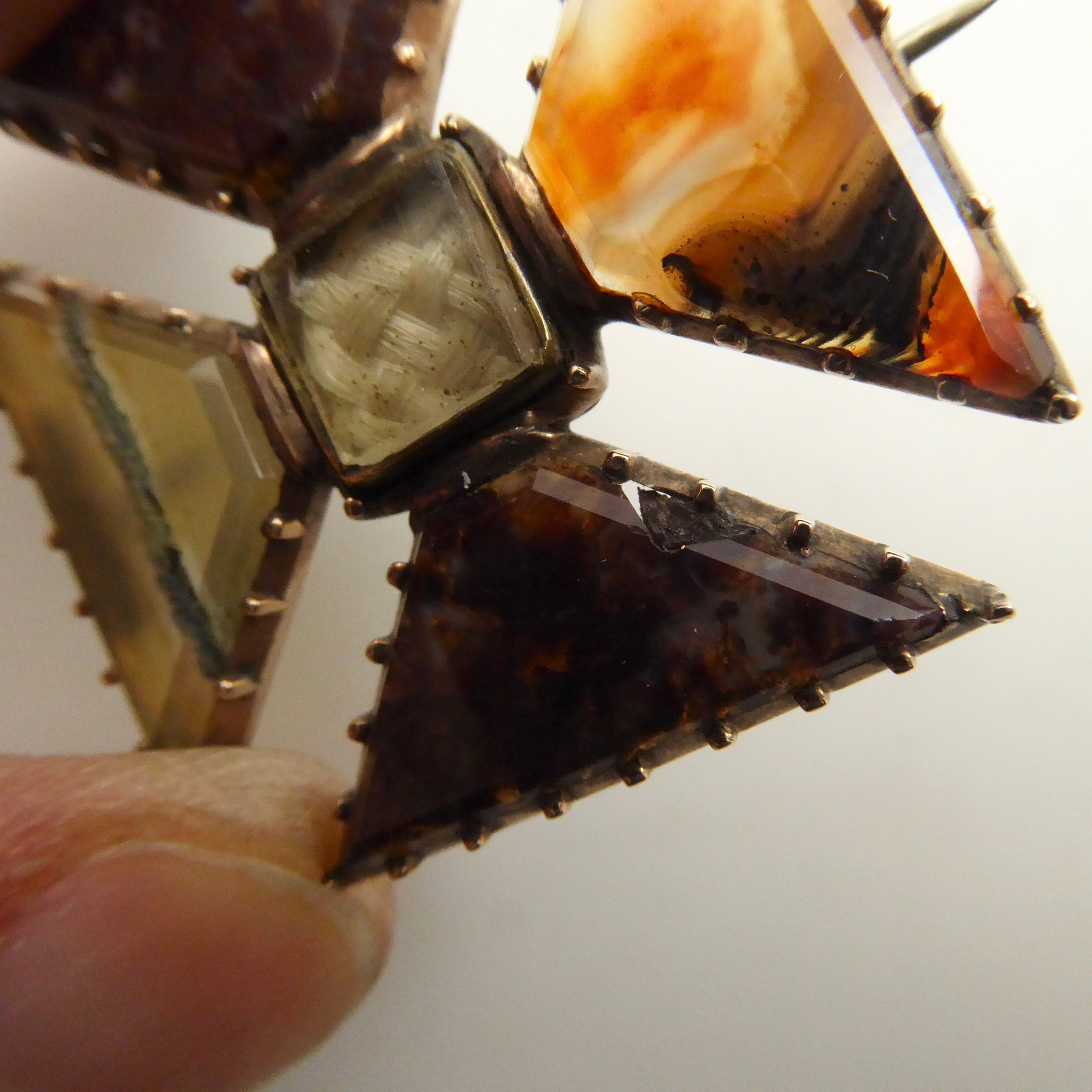 Georgian Agate Maltese Cross Brooch / Pendant – Lisa Kramer